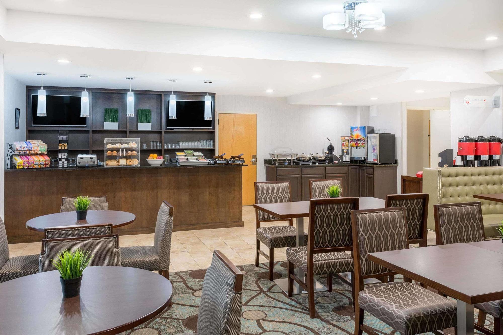 Wyndham Garden Greenville / Spartanburg Airport Esterno foto